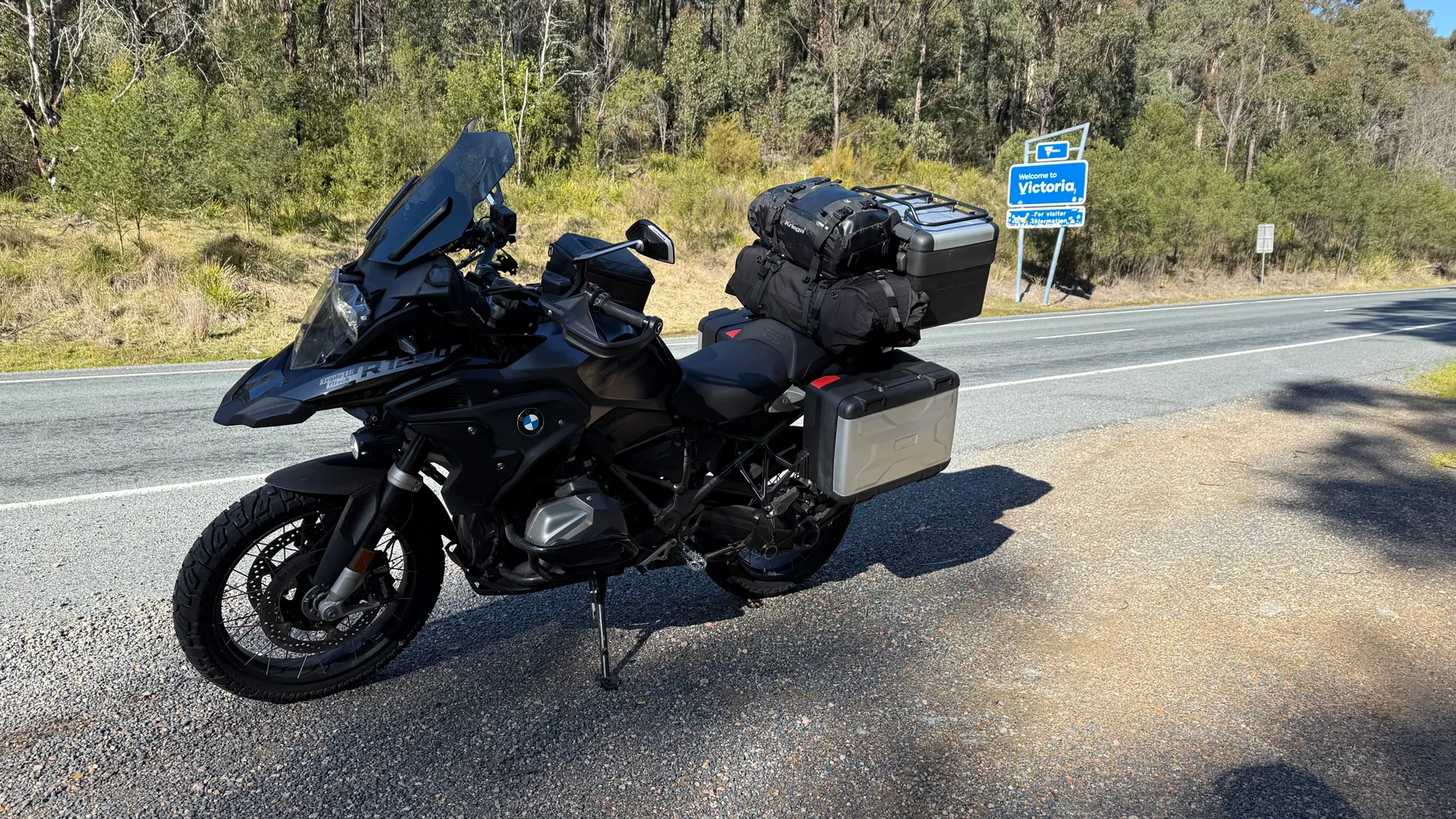 Loaded BMW R1250GS at the Victoria border on the road home